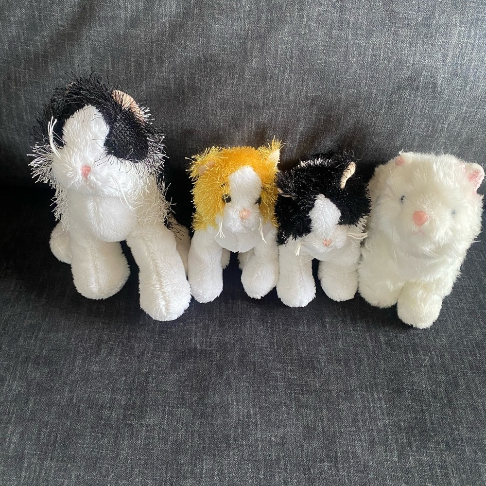 Webkinz Set of Four cats HM016, HS016, HS017, HS110